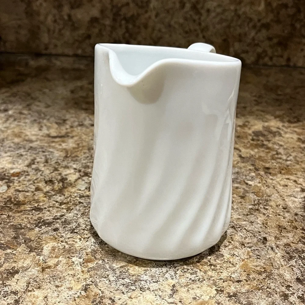 Elegant Vintage Corning Corelle White Creamer Pitcher